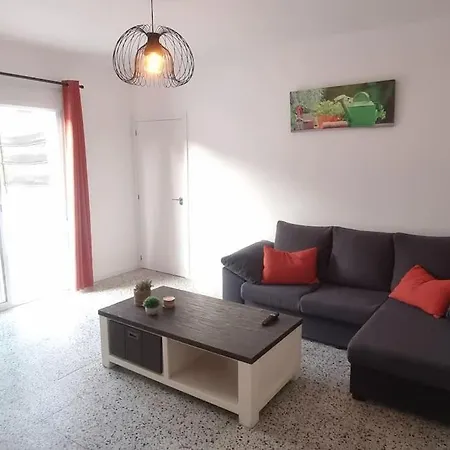 Amplio Con Terraza Privada, Piscina Compartida En Arico