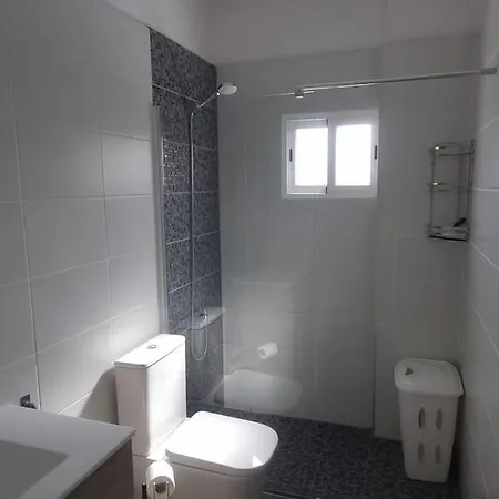 Apartamento Amplio Con Terraza Privada, Piscina Compartida En Arico Santa Cruz de Tenerife