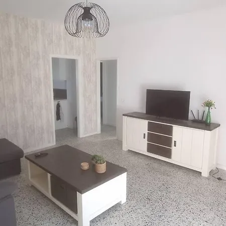 Amplio Con Terraza Privada, Piscina Compartida En Arico Apartamento *
