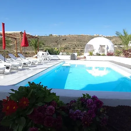 Amplio Apartamento Con Terraza Privada, Piscina Compartida En Arico Apartment *